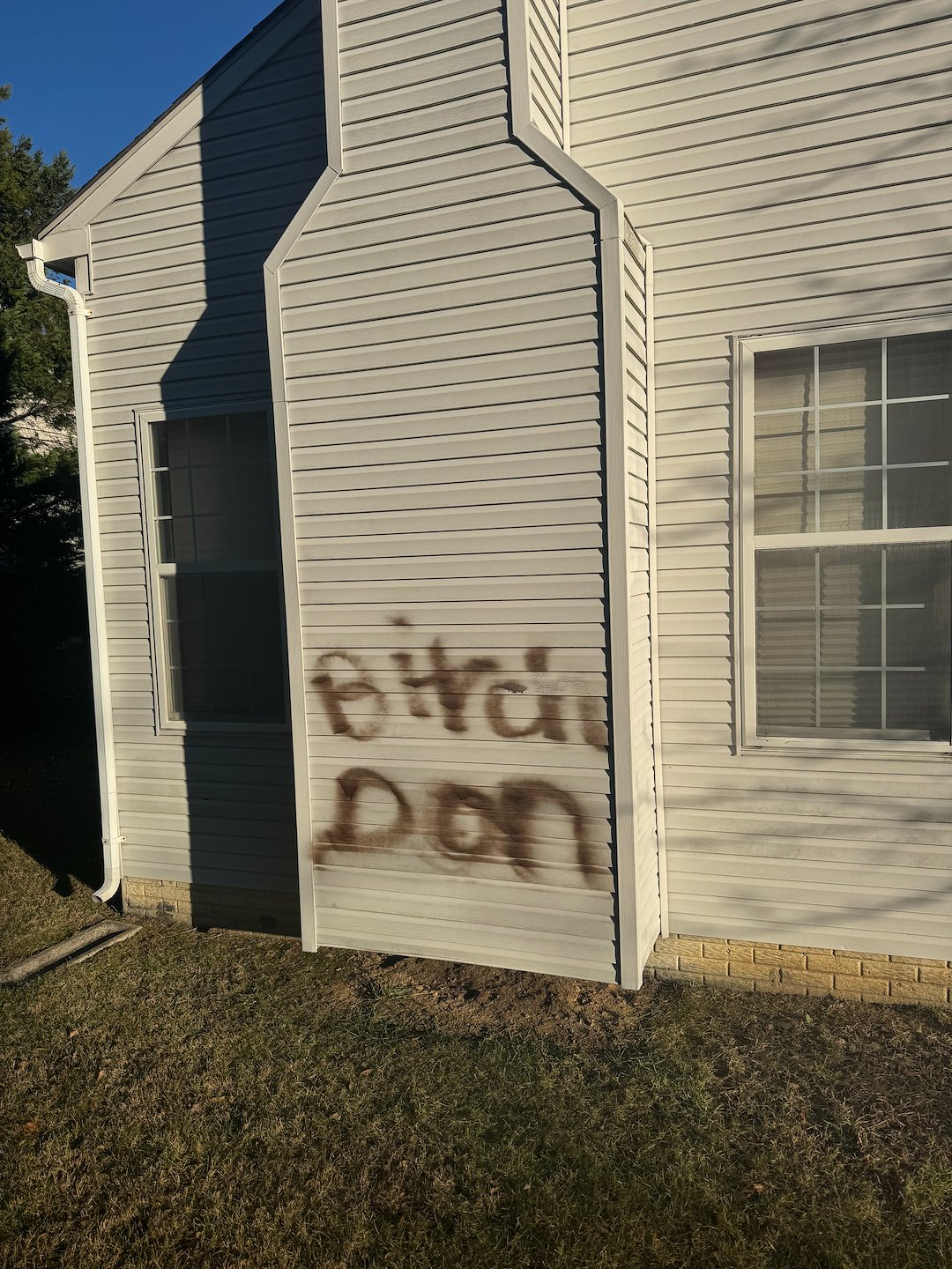 Professional Graffiti Removal located in Bowie Maryland